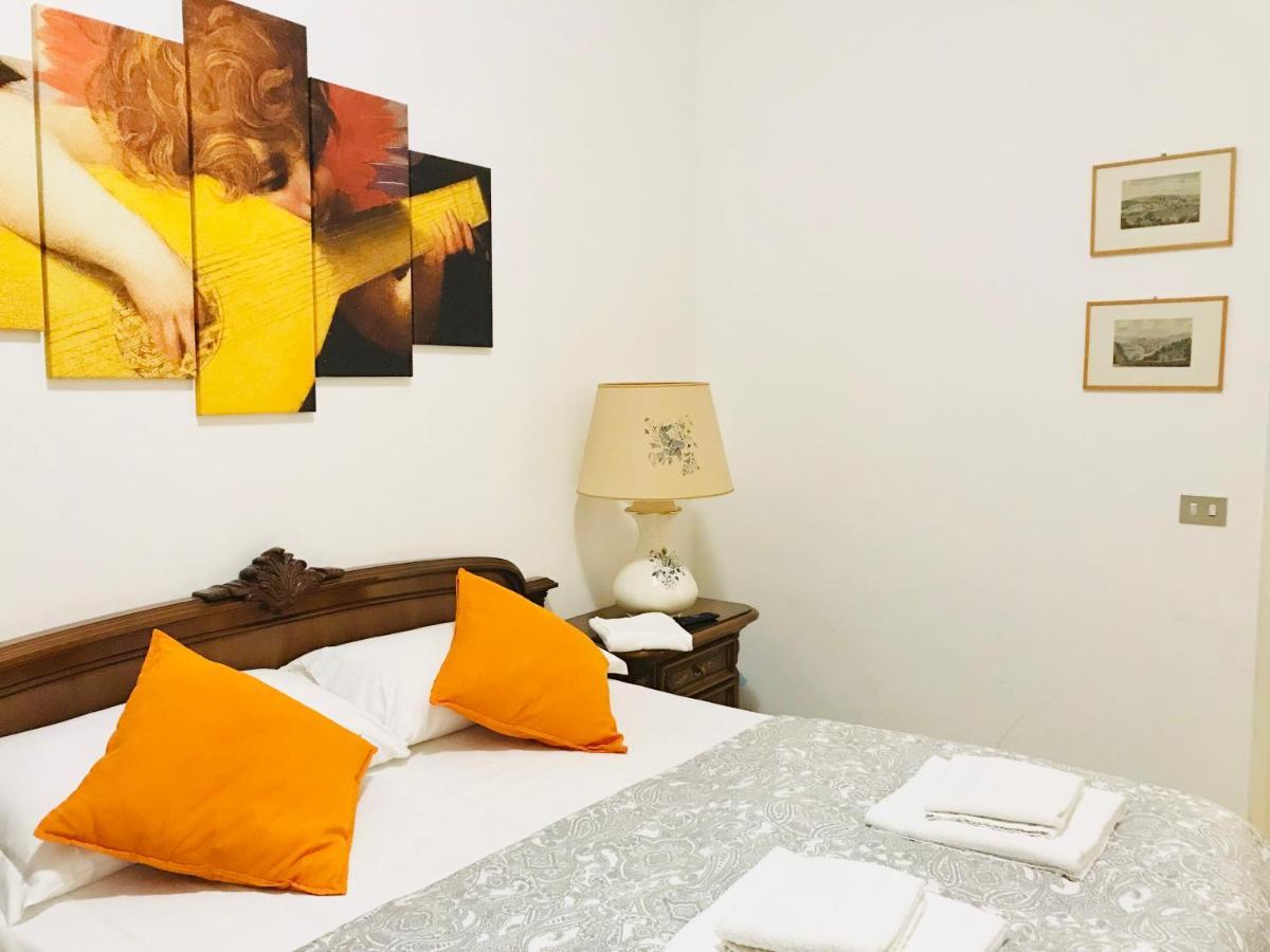 4 Bed Rooms Luxury Apartment Near Colosseum Rome Exterior photo